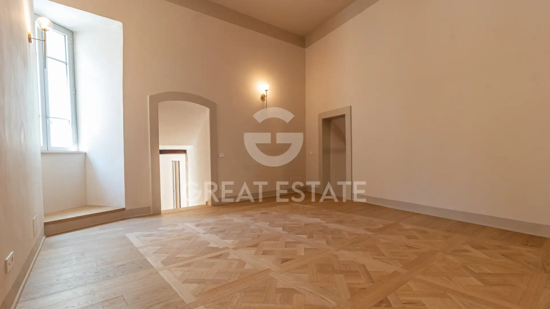 Flat 193m² in Italy, Terney. Priced at 560000€ rent photo-6