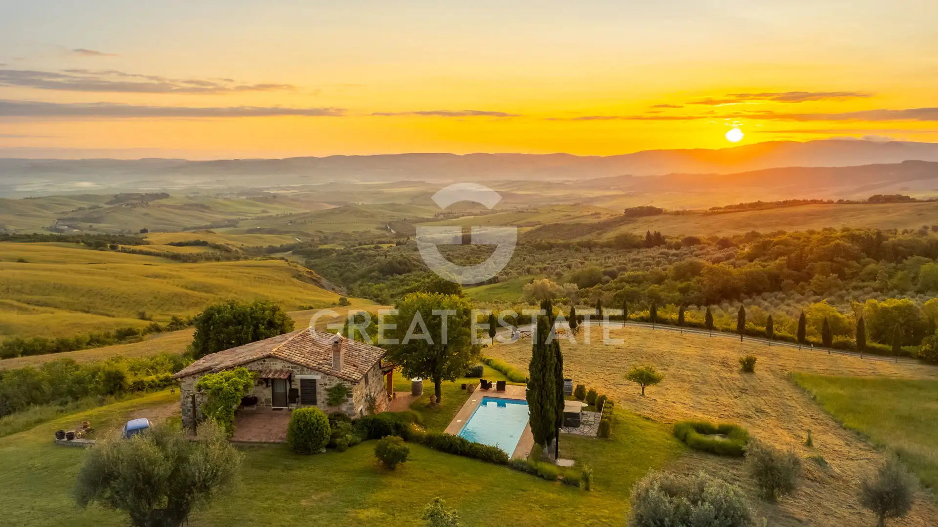 House 216m² in Italy, Siena. Priced at 890000€ rent photo-1