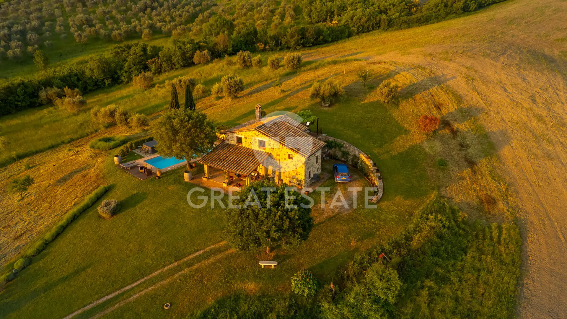 House 216m² in Italy, Siena. Priced at 890000€ rent photo-8