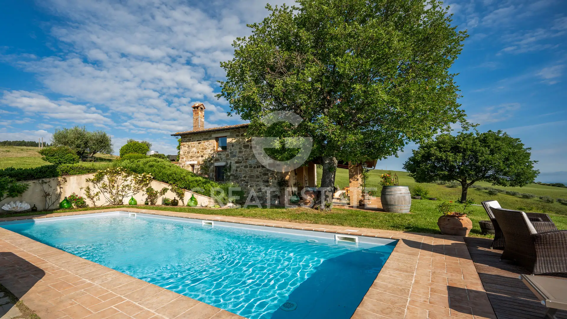 House 216m² in Italy, Siena. Priced at 890000€ rent photo-15