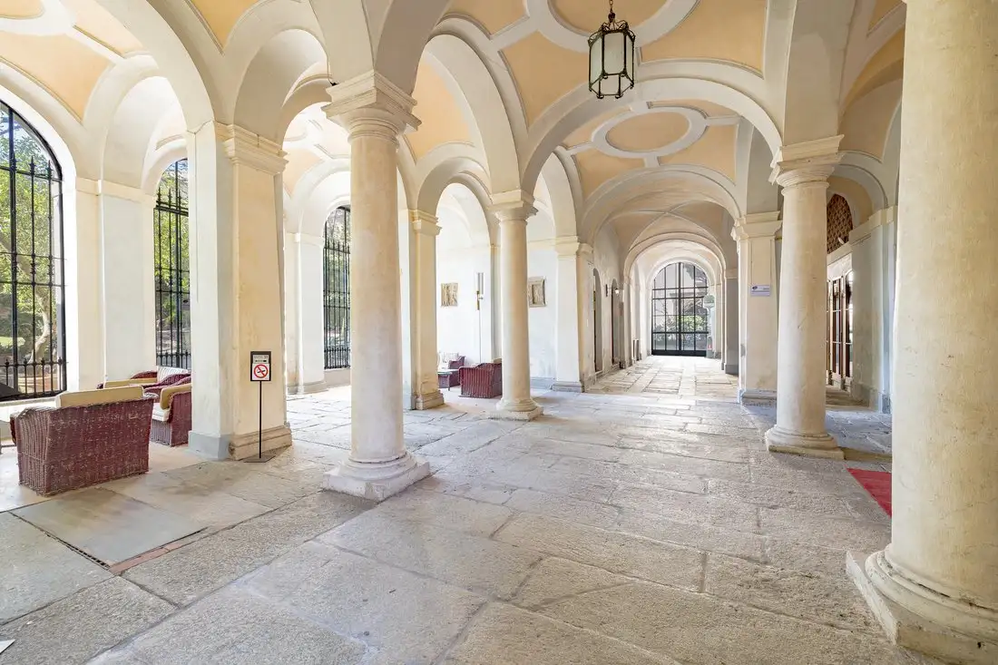 Castle 2956m² in Italy, Cremona. Priced at 3741271$ rent photo-5