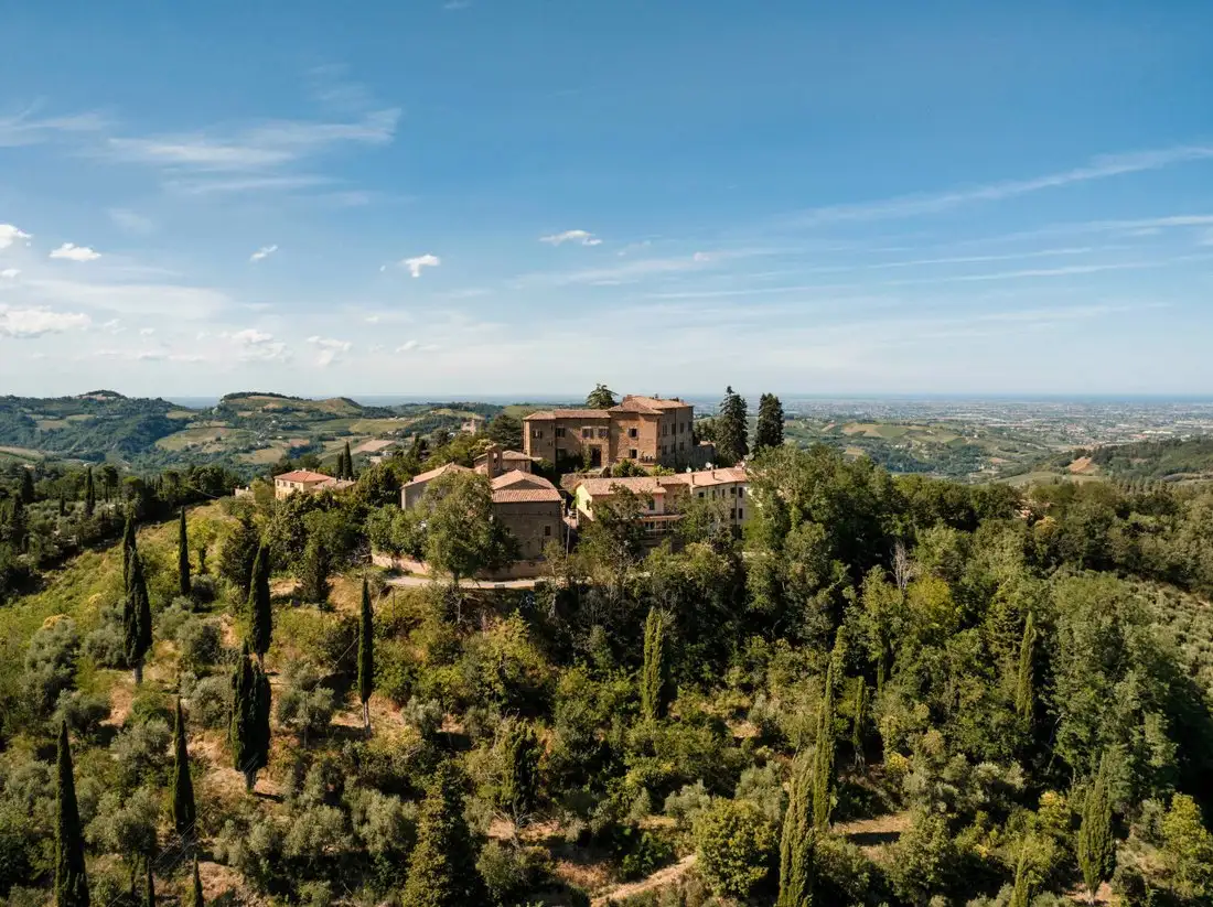 Castle 666m² in Italy, Monteleone d'Orvieto. Priced at 5098861$ rent photo-1