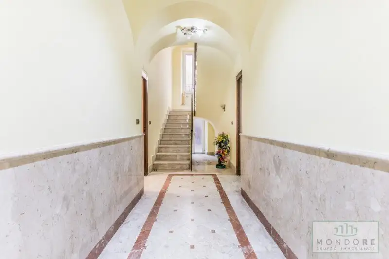Castle 330m² in Italy, Rome. Priced at 1224434$ rent photo-3