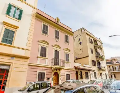 Buy in Italy for 1224434$