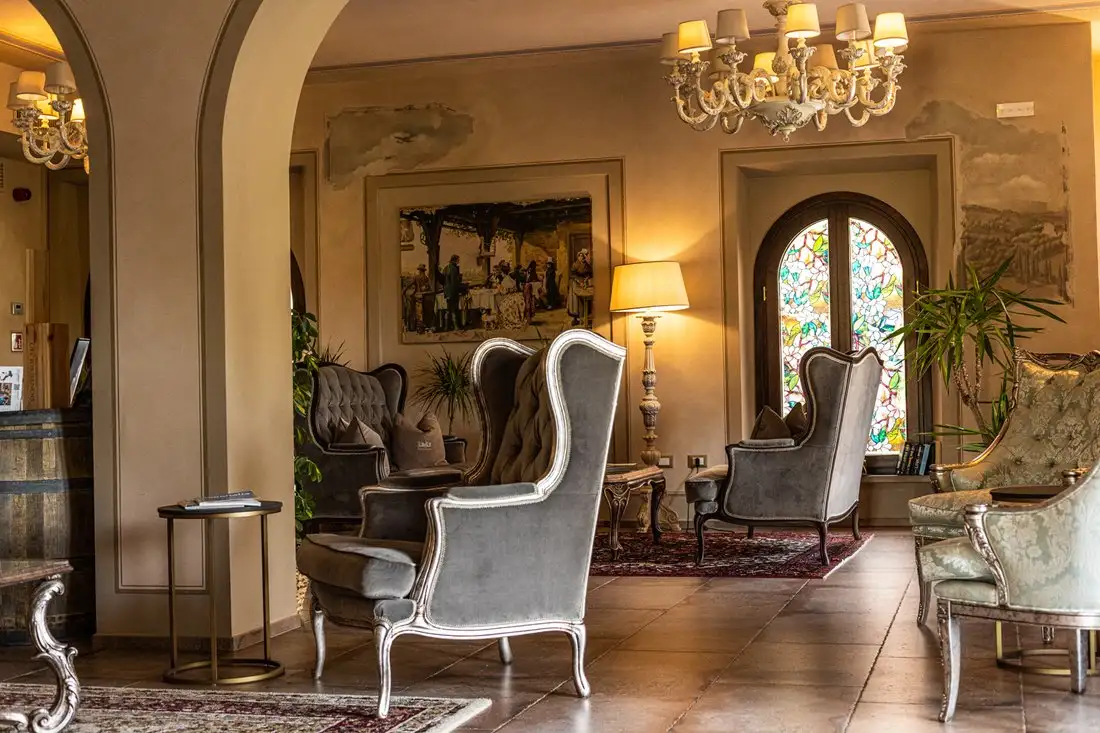 Castle 45m² in Italy, Campiglia Marittima. Priced at 21508808$ rent photo-3