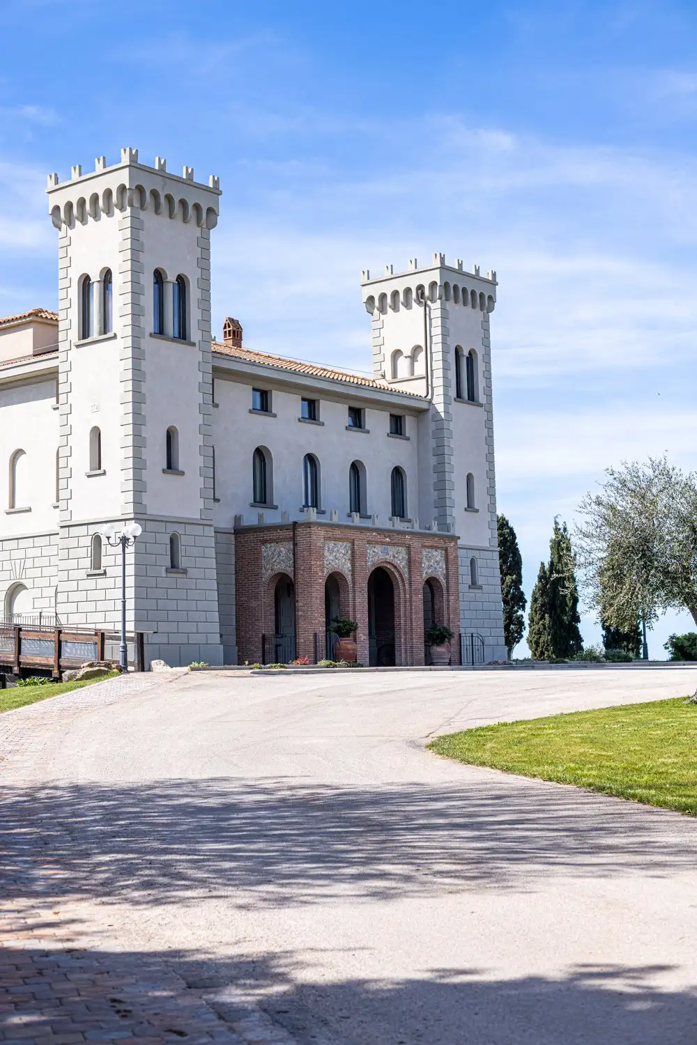 Castle 45m² in Italy, Campiglia Marittima. Priced at 21508808$ rent photo-5