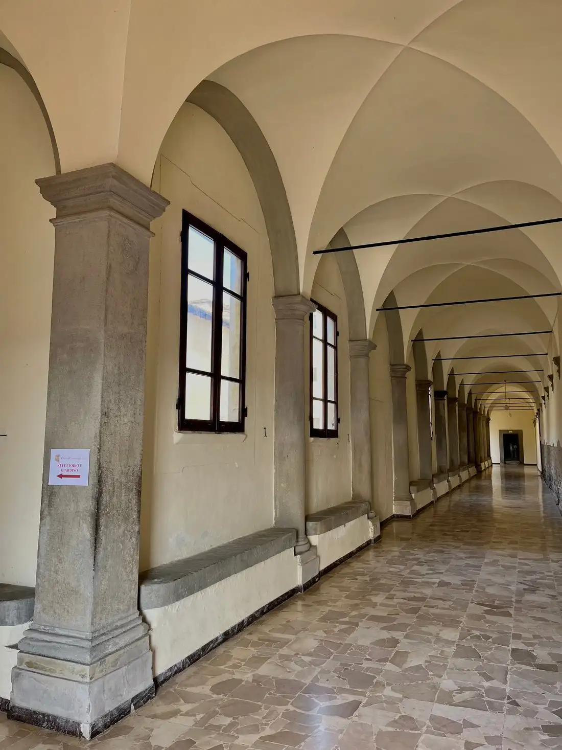 Castle 8500m² in Italy, Monte a Pescia. Priced at 6226234$ rent photo-2