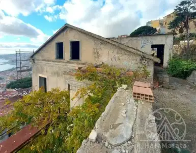 Buy in Italy for 1091542$