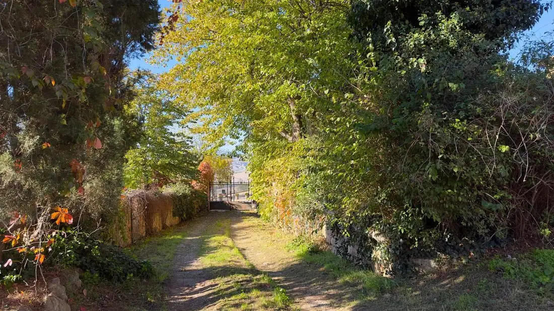 Castle 1000m² in Italy, Monticchiello. Priced at 7131868$ rent photo-5