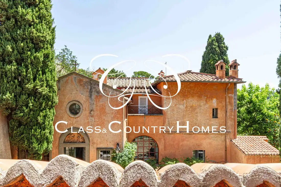 Castle 950m² in Italy, Grottaferrata. Priced at 3498011$ rent photo-1