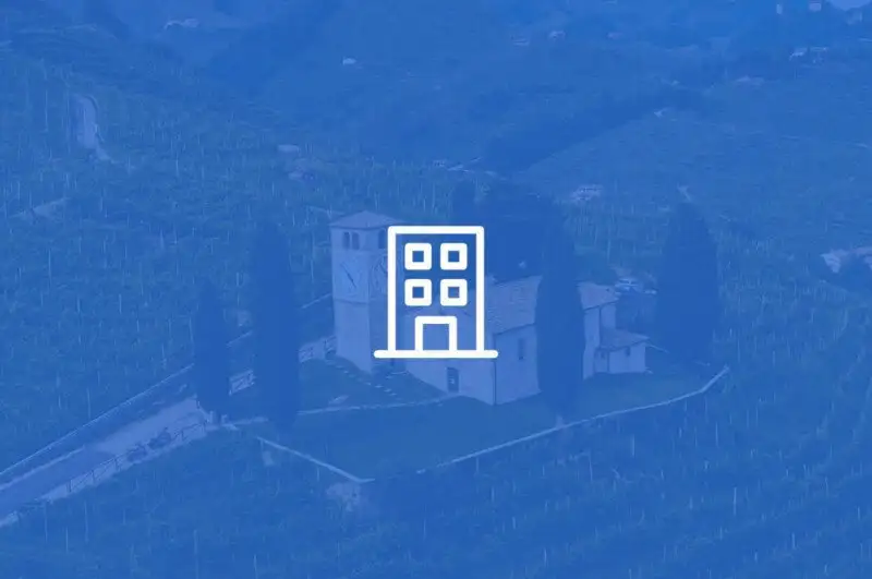 Castle 4943m² in Italy, San Cipriano. Priced at 5354844$ rent photo-1