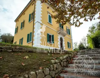 Buy in Italy for 1064120$