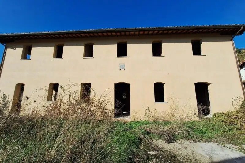 Castle 5908m² in Italy, Gubbio. Priced at 679225$ rent photo-2