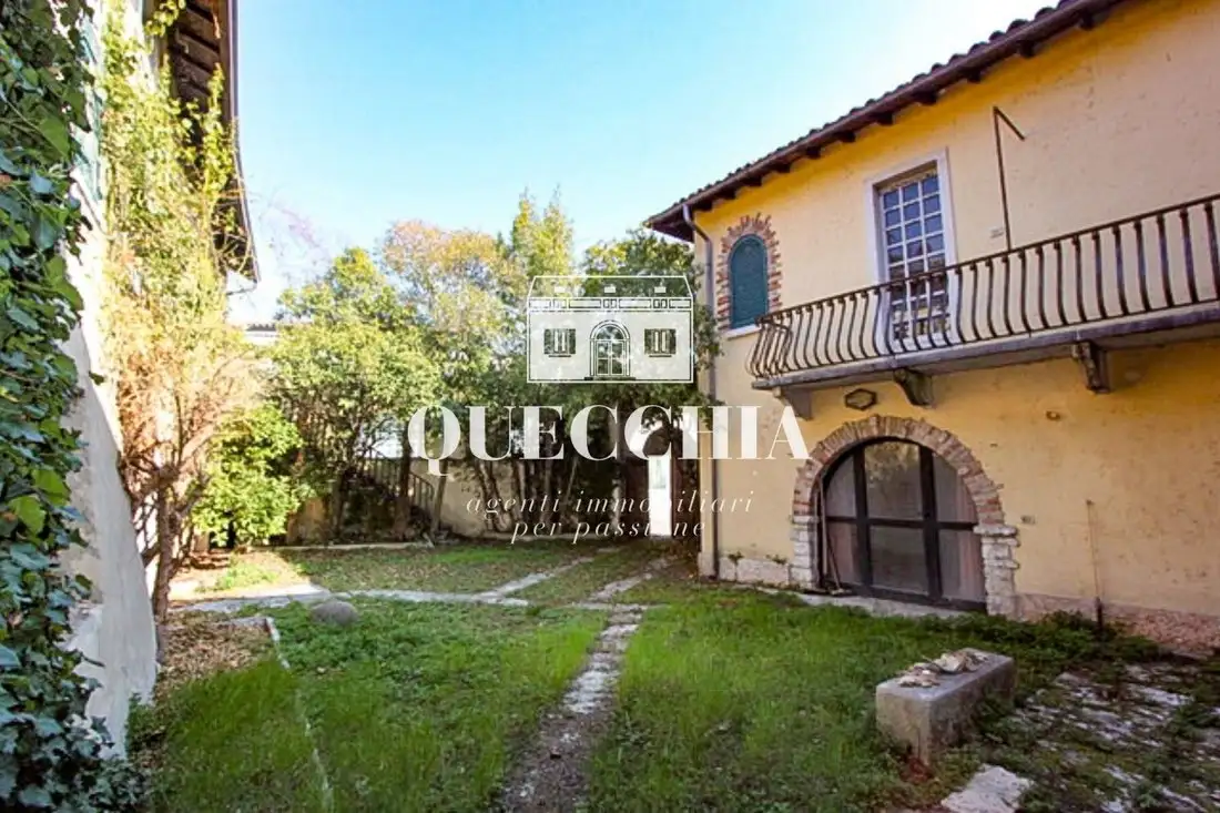 Castle 625m² in Italy, Bardolino. Priced at 916954$ rent photo-1