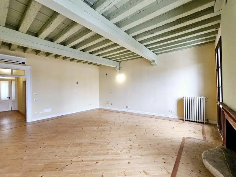 Castle 300m² in Italy, Montagnana. Priced at 583001$ rent photo-5