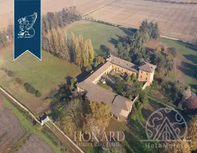 Buy in Italy for 6679051$