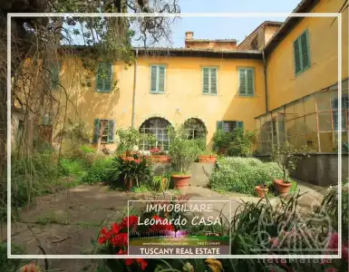 Buy in Italy for 1132042$