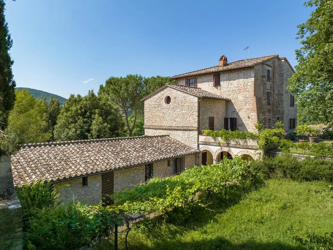 Castle 2m² in Italy, Corciano. Priced at 1562218$ rent photo-5
