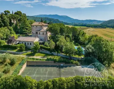 Buy in Italy for 1562218$