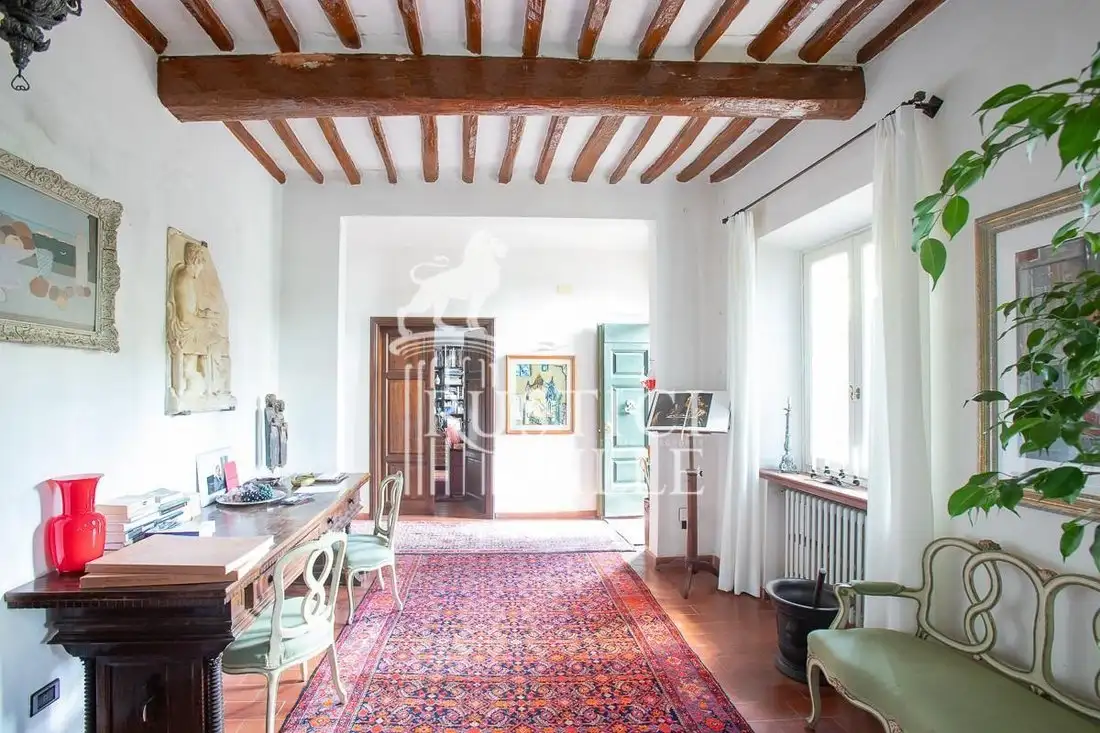 Castle 700m² in Italy, Riglione-Oratoio. Priced at 1245246$ rent photo-4