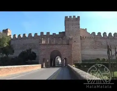 Buy in Italy for 1301848$