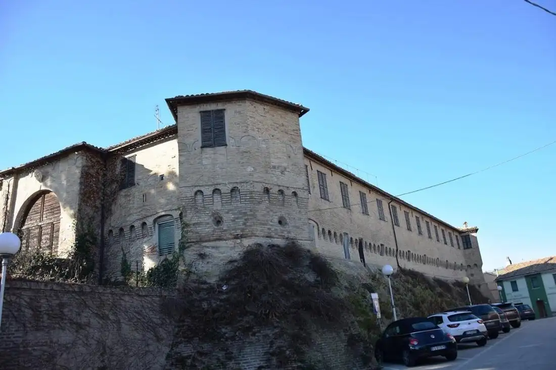 Castle 3000m² in Italy, Castelvecchio. Priced at 1811268$ rent photo-1