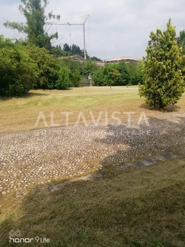 Castle 12000m² in Italy, Gussago. Priced at 3056514$ rent photo-3