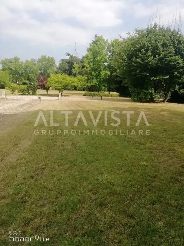 Castle 12000m² in Italy, Gussago. Priced at 3056514$ rent photo-4