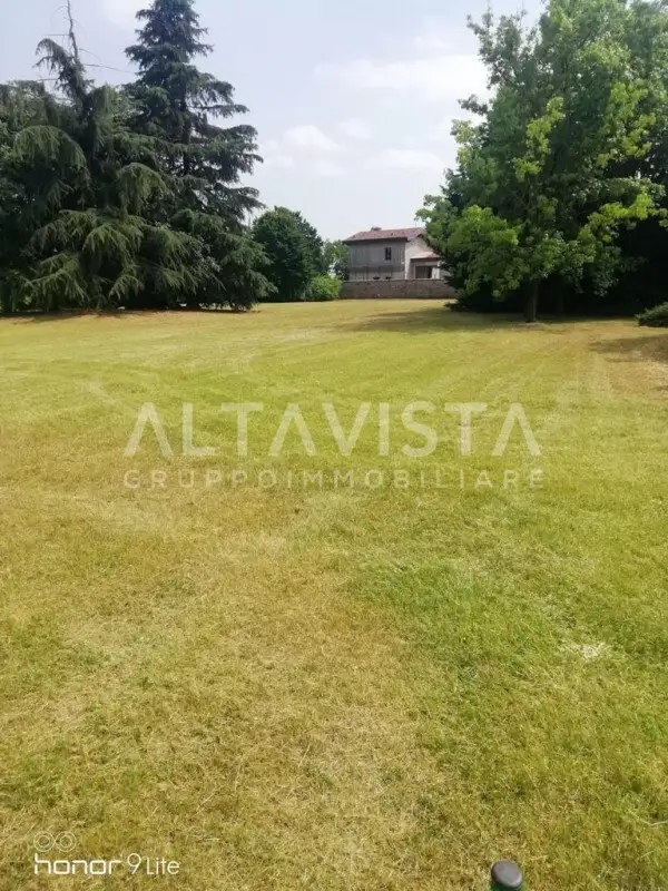 Castle 12000m² in Italy, Gussago. Priced at 3056514$ rent photo-5