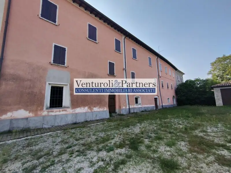 Castle 1000m² in Italy, Pozzolengo. Priced at 735827$ rent photo-3