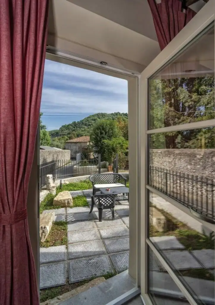 Castle 280m² in Italy, Capannori. Priced at 622623$ rent photo-5
