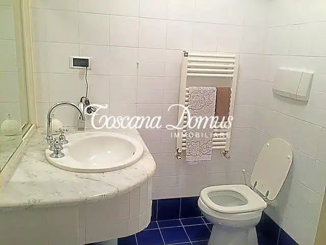 Castle 200m² in Italy, Sant'Andrea a Montecchio. Priced at 775449$ rent photo-4