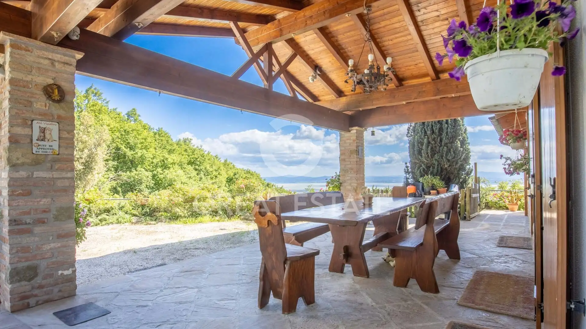 Villa 369m² in Italy, Perugia. Priced at 780000€ rent photo-6
