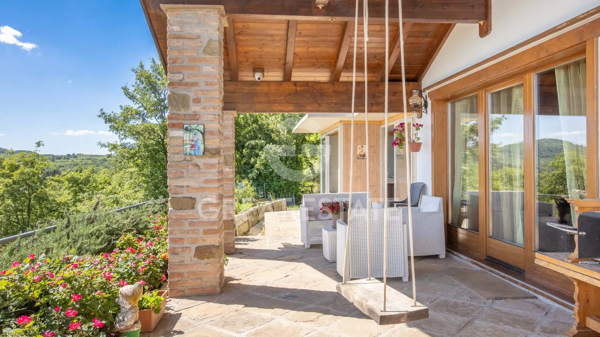 Villa 369m² in Italy, Perugia. Priced at 780000€ rent photo-8