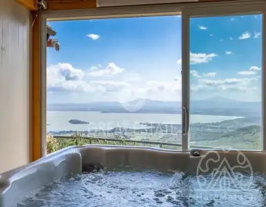 Buy in Italy for 780000€