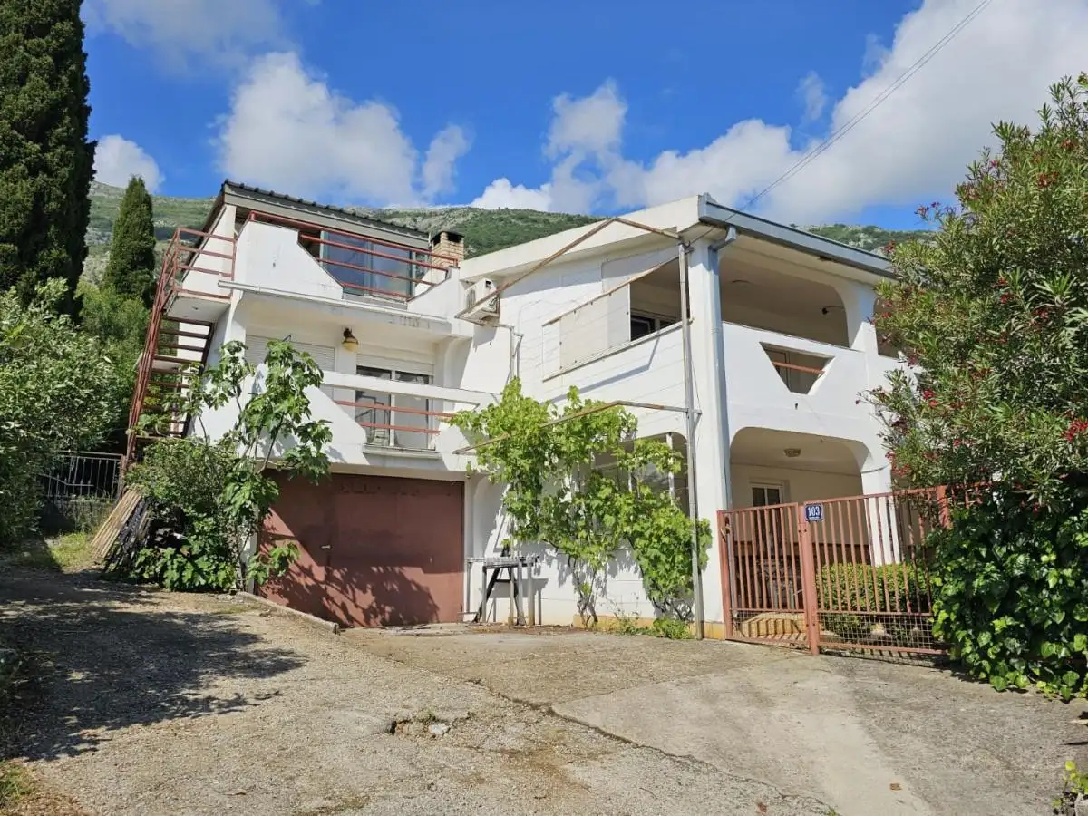 House 300m² in Montenegro, Sutomore. Priced at 135000€ rent photo-1