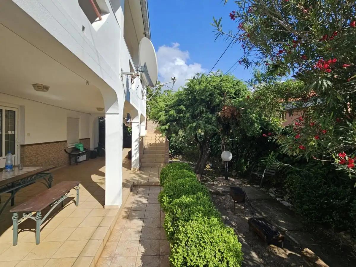House 300m² in Montenegro, Sutomore. Priced at 135000€ rent photo-2