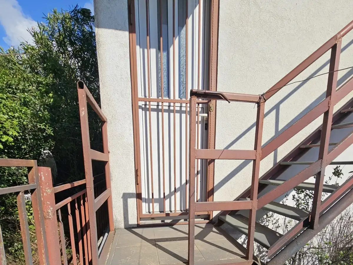 House 300m² in Montenegro, Sutomore. Priced at 135000€ rent photo-9
