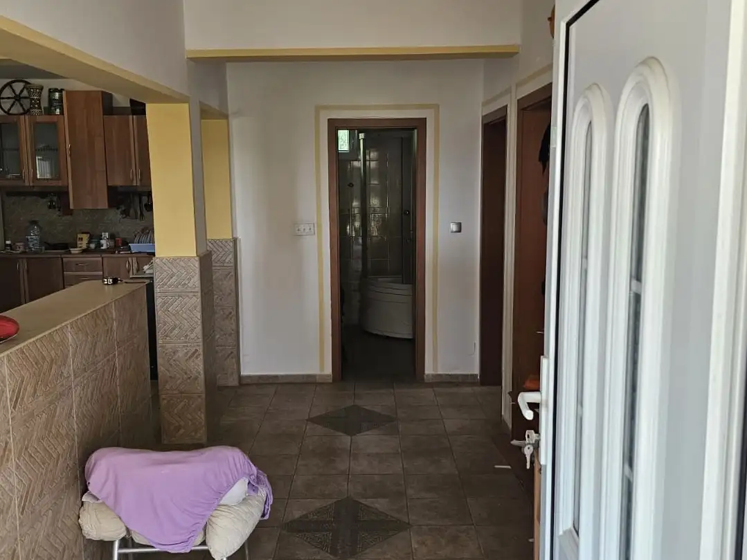 House 300m² in Montenegro, Sutomore. Priced at 135000€ rent photo-25
