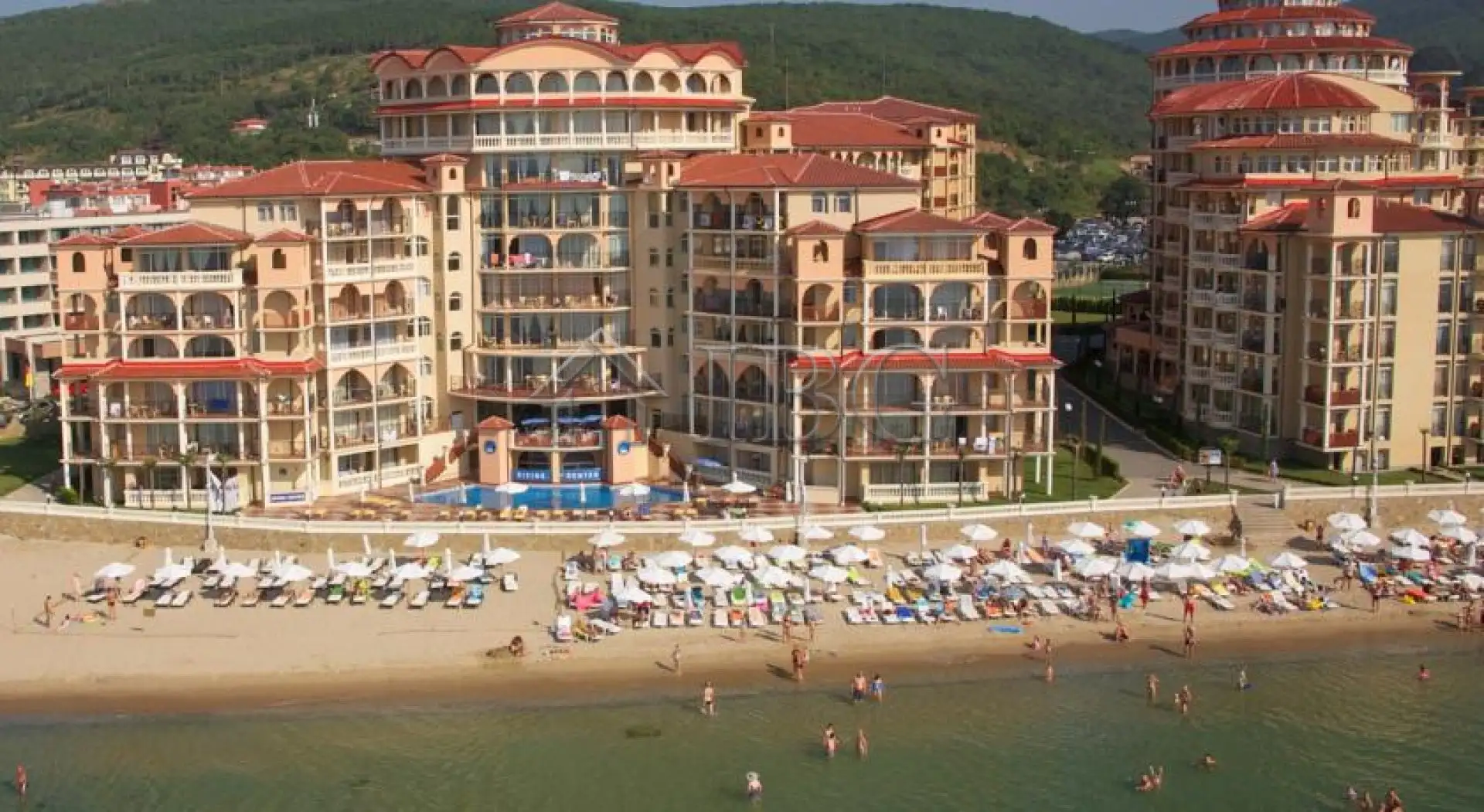 Flat 67m² in Bulgaria, Elenite. Priced at 85000€ rent photo-15