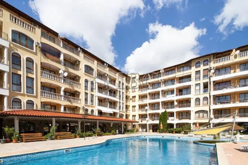 Flat 61m² in Bulgaria, Sunny Beach. Priced at 68500€ rent photo-2