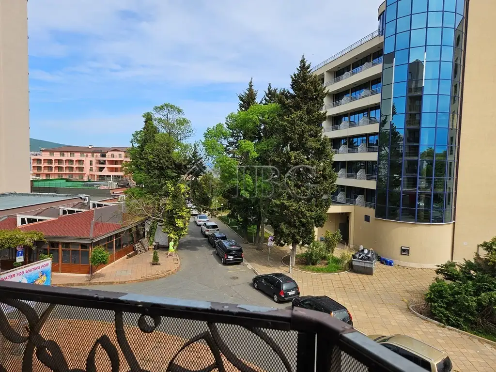 Flat 105m² in Bulgaria, Sunny Beach. Priced at 119950€ rent photo-10