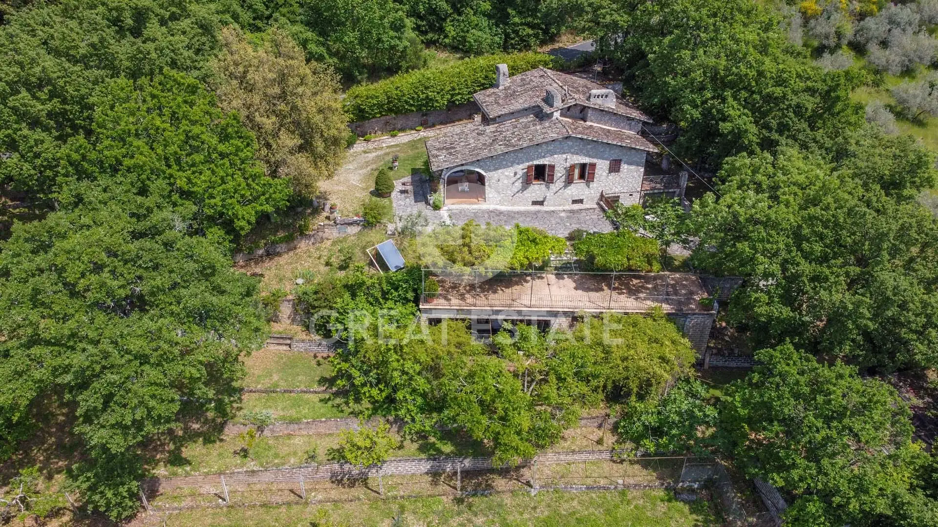House 270m² in Italy, Perugia. Priced at 550000€ rent photo-2