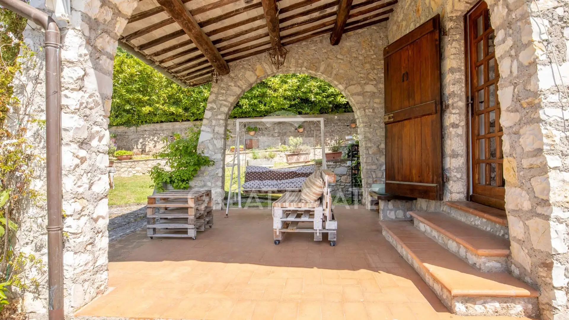 House 270m² in Italy, Perugia. Priced at 550000€ rent photo-7