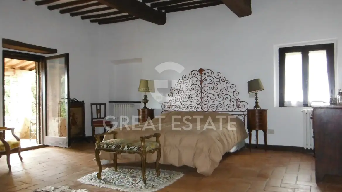 House 1166m² in Italy, Siena. Priced at 2200000€ rent photo-15