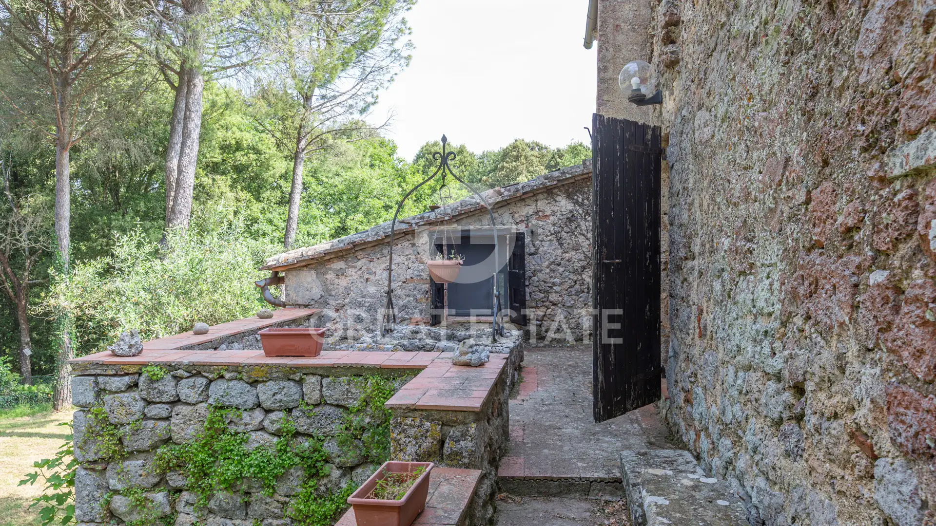 House 1166m² in Italy, Siena. Priced at 2200000€ rent photo-4