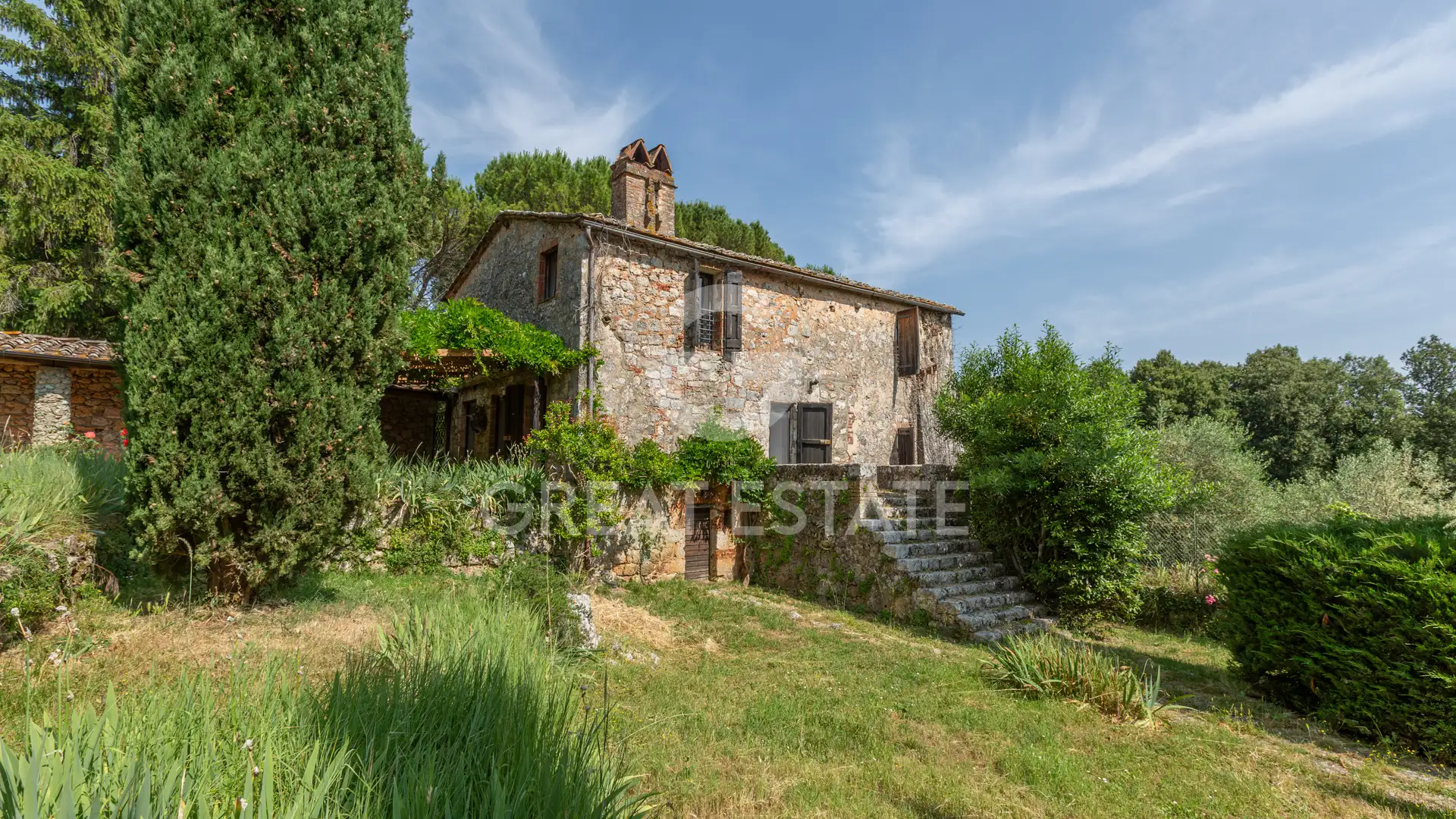 House 1166m² in Italy, Siena. Priced at 2200000€ rent photo-10
