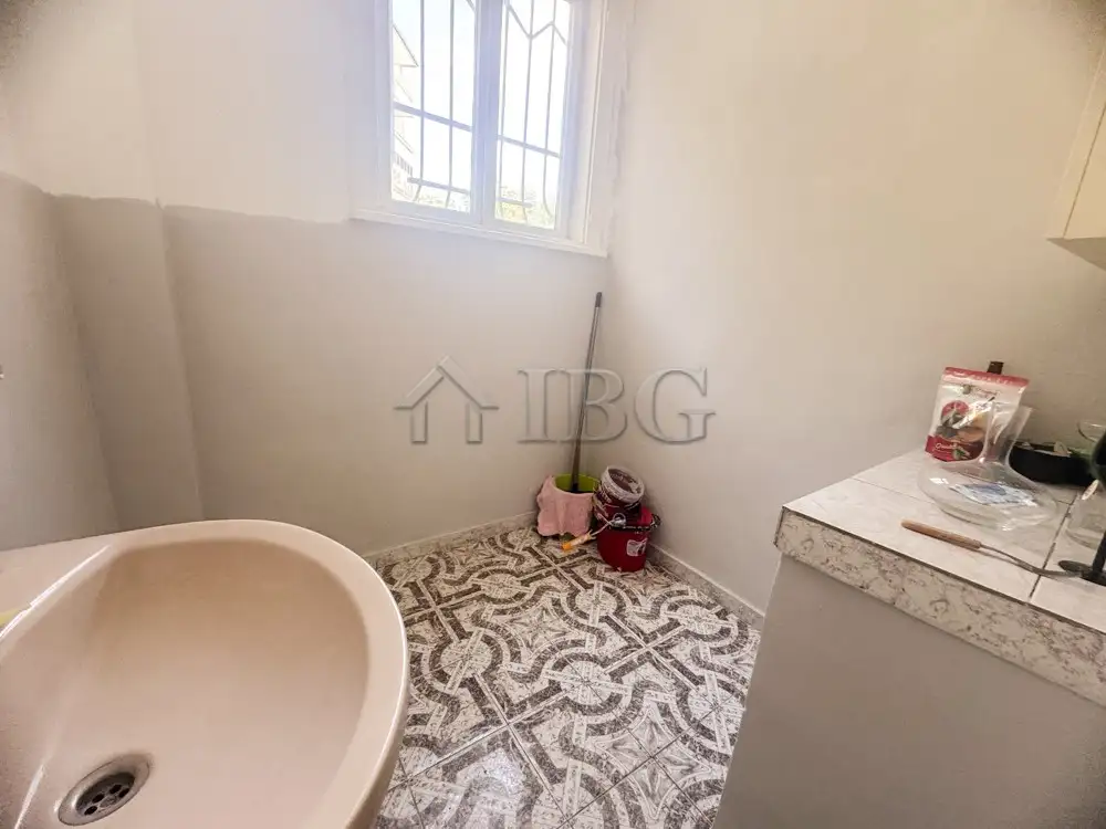 Other Properties 70m² in Bulgaria, Ruse. Priced at 310€ rent photo-3