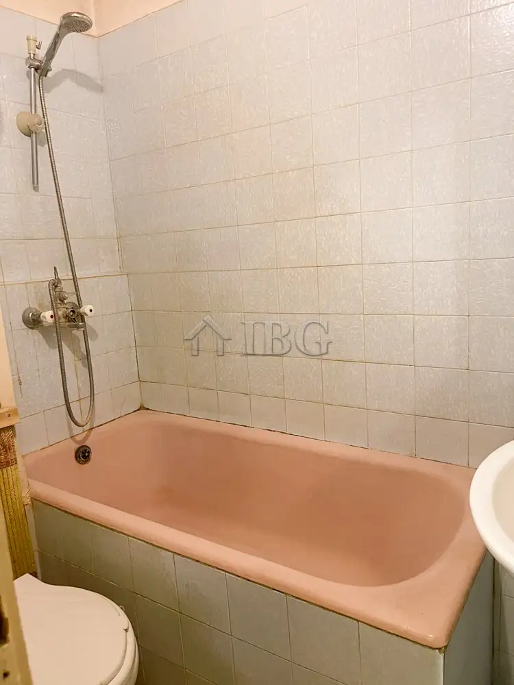 Flat 40m² in Bulgaria, Ruse. Priced at 205€ rent photo-7