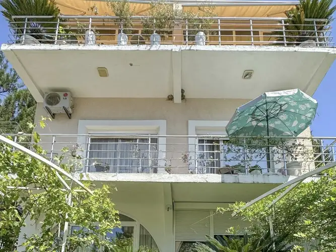 House 300m² in Montenegro, Susanj. Priced at 365000€ rent photo-7